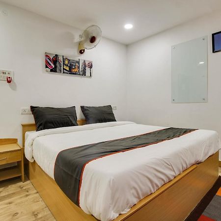 Oyo 2794 Hotel Plaza Inn 구와하티 외부 사진