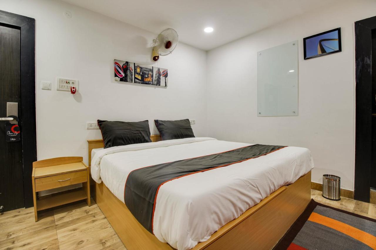Oyo 2794 Hotel Plaza Inn 구와하티 외부 사진