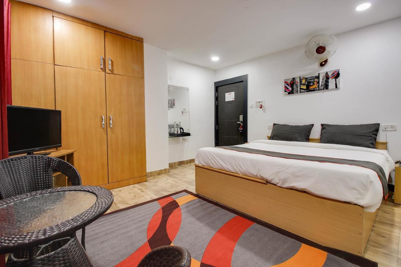 Oyo 2794 Hotel Plaza Inn 구와하티 외부 사진