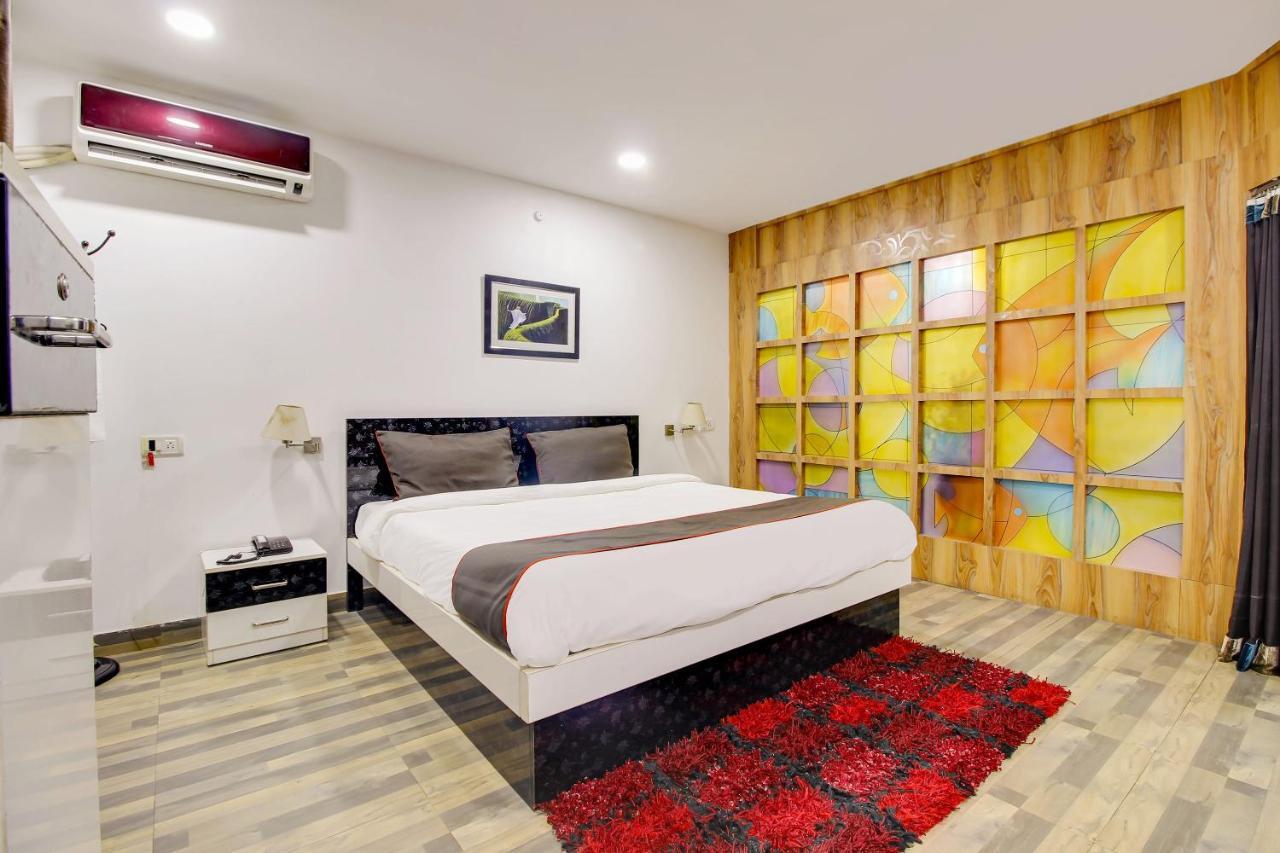 Oyo 2794 Hotel Plaza Inn 구와하티 외부 사진